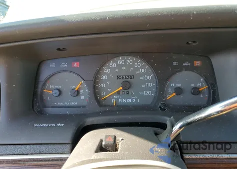 1996 Mercury Grand Marquis Ls z USA, uszkodzony, nr VIN 2MELM75W7TX623188